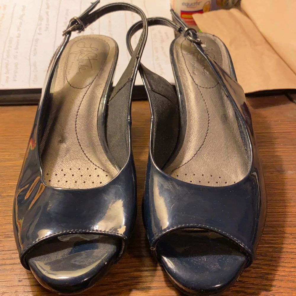 Life Stride Blue heels sz. 7.5